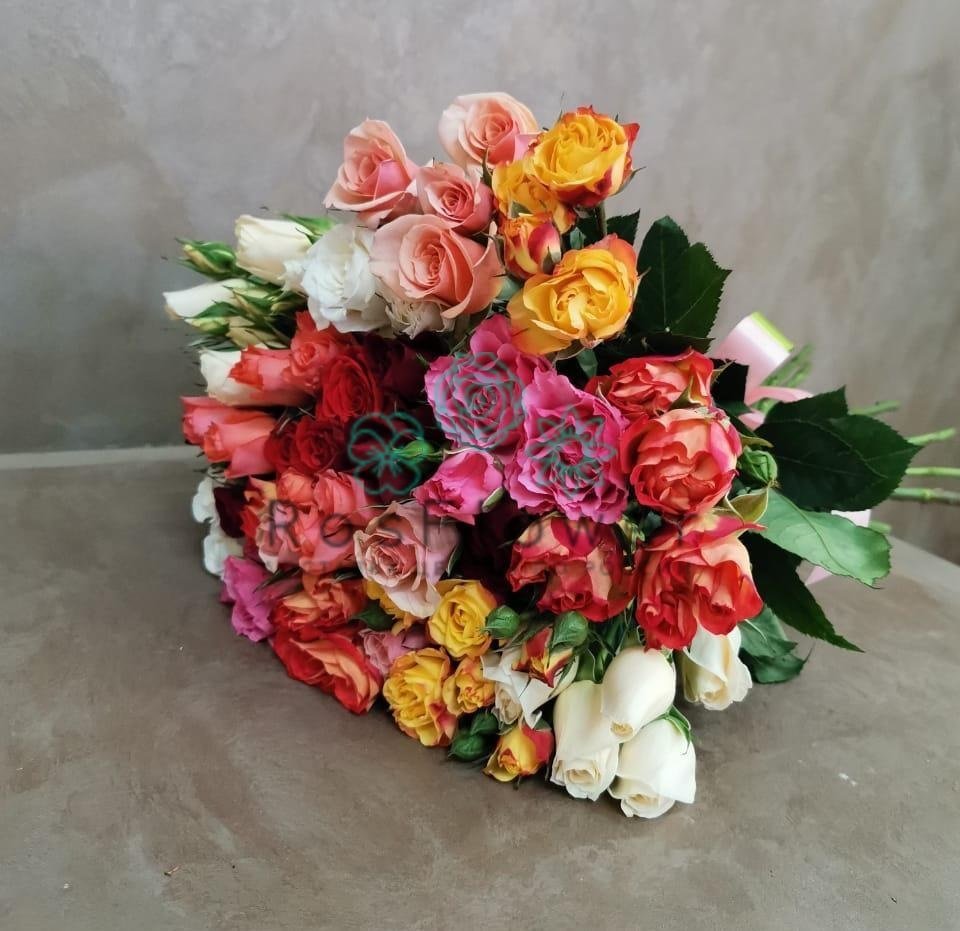 Букет цветов из: Розы в Радужном Ханты-Мансийского АО