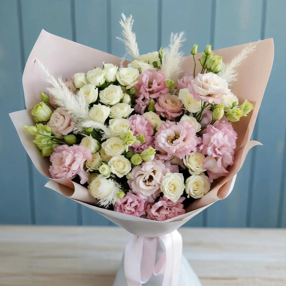 Букет цветов из: Альстромерии и Розы в Радужном Ханты-Мансийского АО