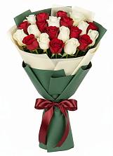 Букет Микс из красных и белых роз #REPLACE_PRED# Радужном Ханты-Мансийского АО