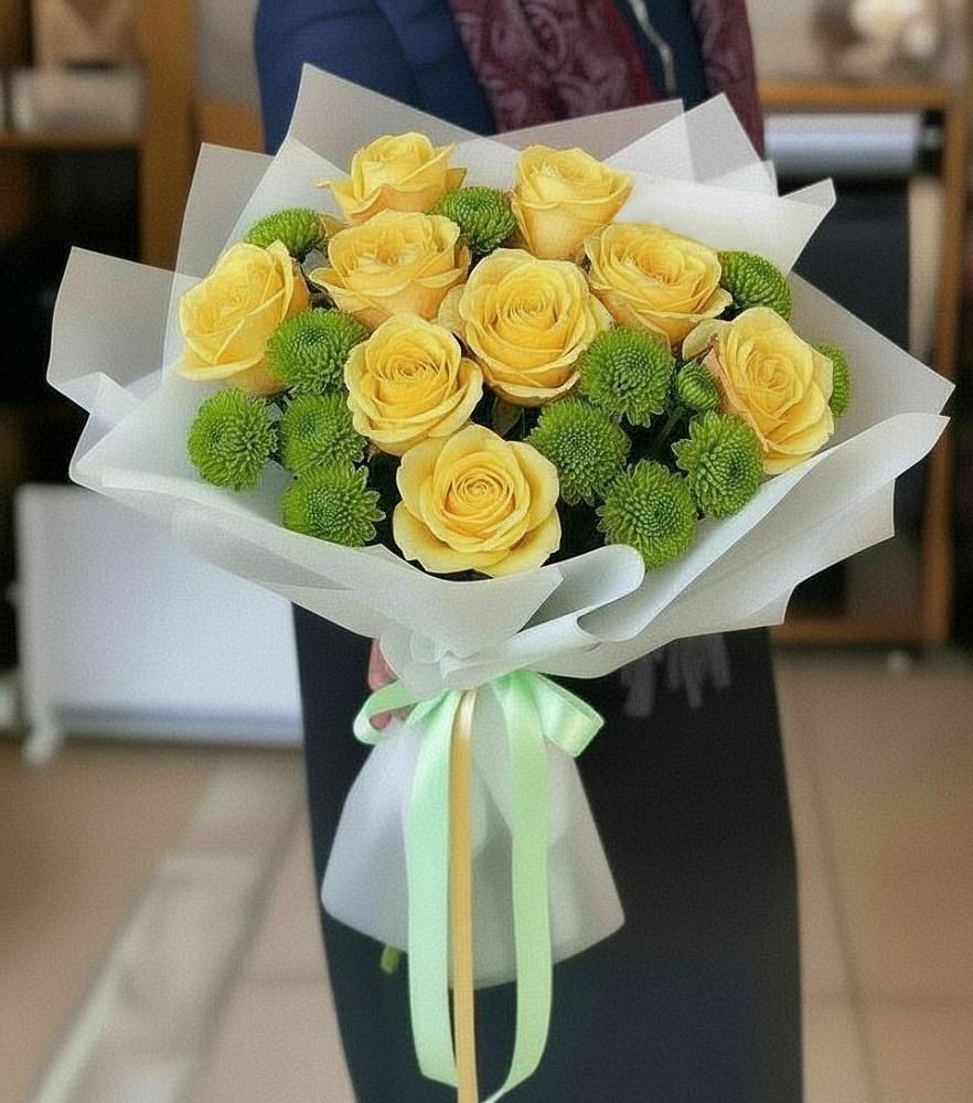 Букет цветов из: Хризантемы и Розы в Радужном Ханты-Мансийского АО