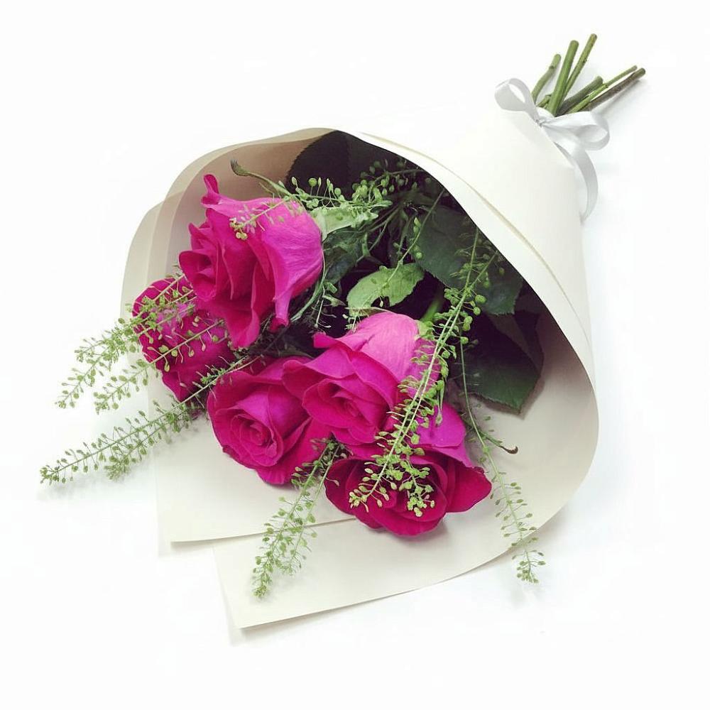 Букет цветов из: Розы в Радужном Ханты-Мансийского АО