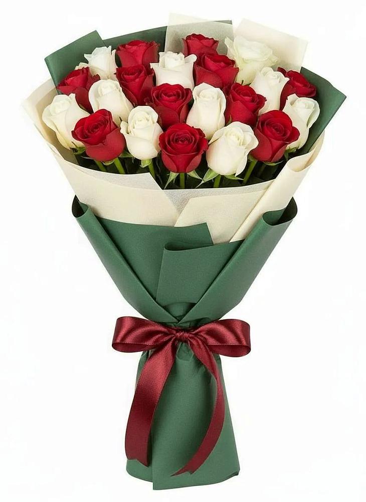 Букет Микс из красных и белых роз в Радужном Ханты-Мансийского АО
