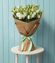 Букет цветов из:  Лизиантусы в Радужном Ханты-Мансийского АО