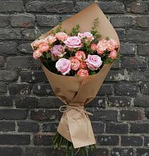 Букет цветов из:  Розы в Радужном Ханты-Мансийского АО