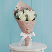 Букет цветов из:  Розы в Радужном Ханты-Мансийского АО