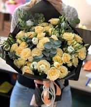 Букет цветов из:  Розы и Лизиантусы #REPLACE_PRED# Радужном Ханты-Мансийского АО