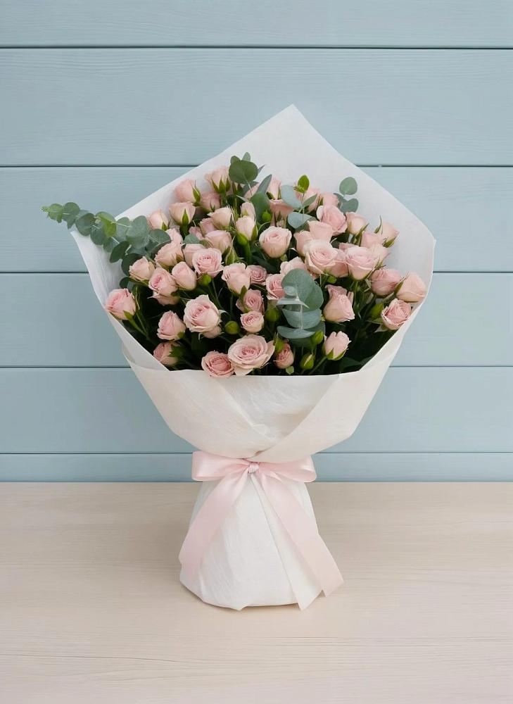 Букет цветов из: Розы в Радужном Ханты-Мансийского АО